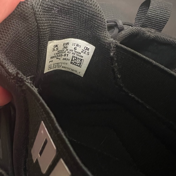 Puma sneakers - Picture 6 of 7